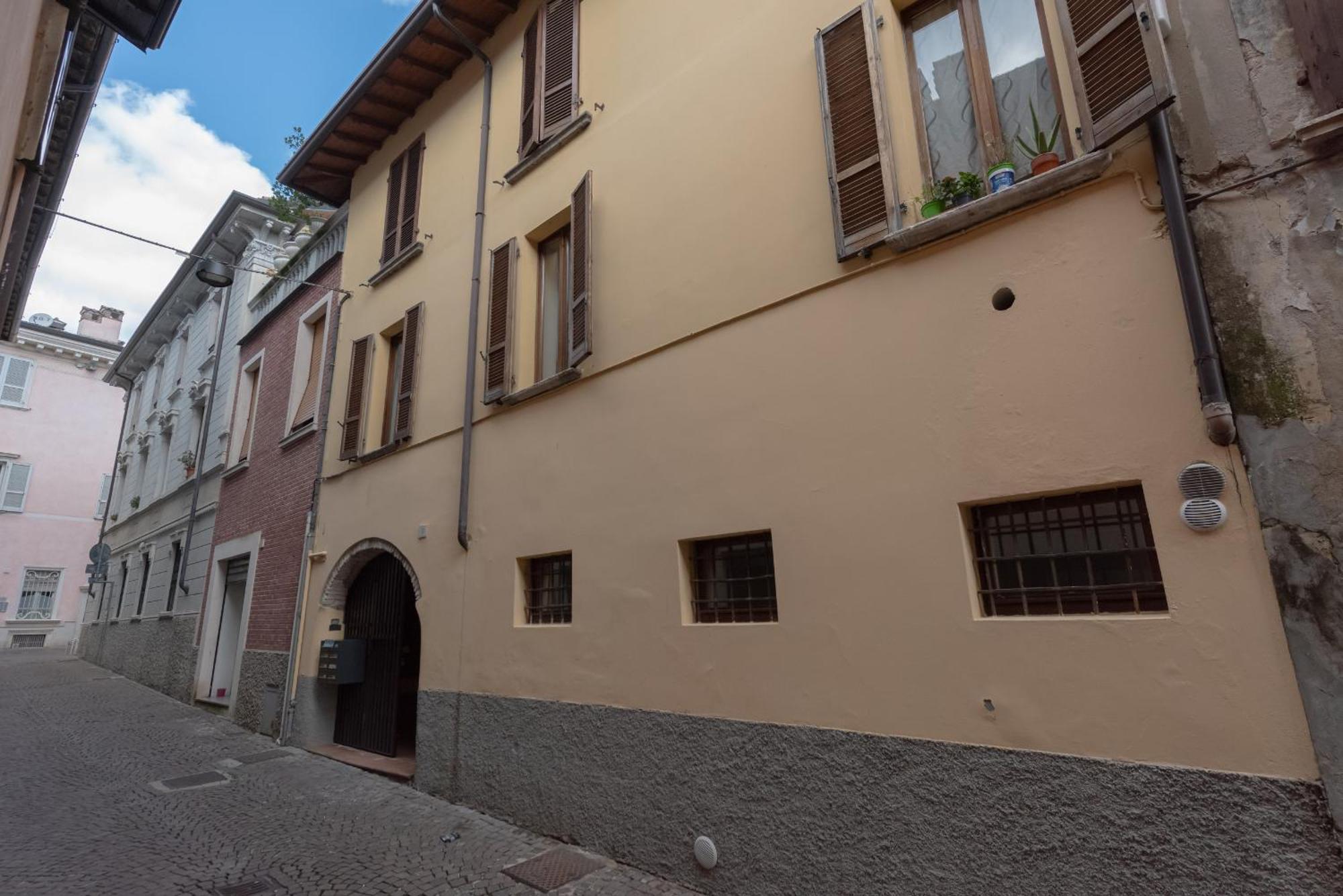 Residence Orti Apartments By Wonderful Italy Salo Exterior photo